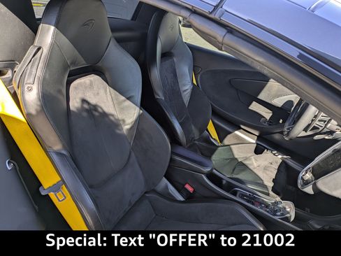 Used 2020 McLaren 600LT Spider image 22