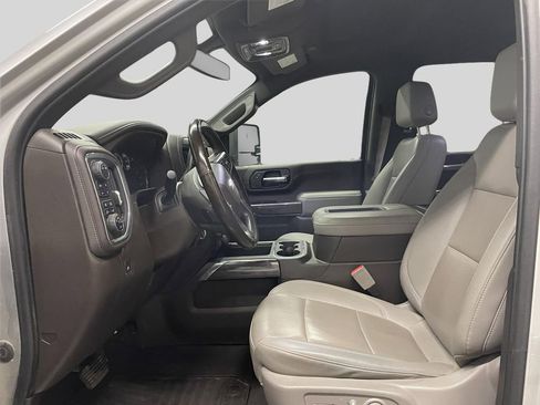 Used 2022 Chevrolet Silverado 2500 LTZ w/ LTZ Convenience Package image 4