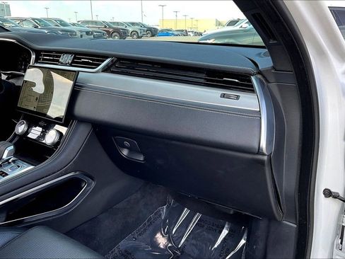 Used 2025 Jaguar F-PACE R-Dynamic S image 21