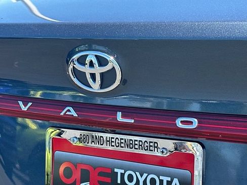 Used 2019 Toyota Avalon XLE w/ Carpet Mat Package FWD image 29
