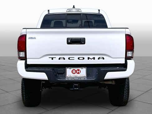 Used 2023 Toyota Tacoma SR AWD/4WD image 5