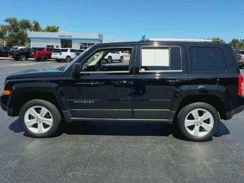 Used 2012 Jeep Patriot Limited AWD/4WD image 5