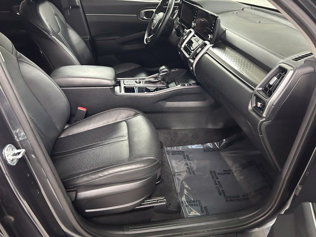 Used 2022 Kia Sorento S FWD image 13