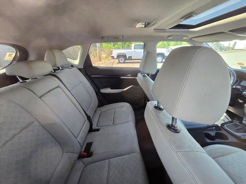 Used 2023 Kia Seltos EX AWD/4WD image 6