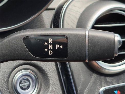 Used 2019 Mercedes-Benz C 300 4MATIC Sedan image 12
