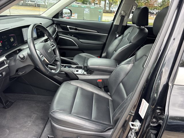Used 2025 Kia Telluride S AWD/4WD image 15