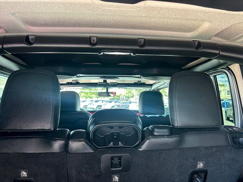 Used 2018 Jeep Wrangler Unlimited Rubicon AWD/4WD image 28