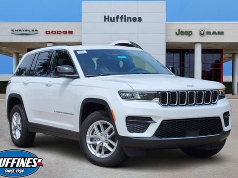 New 2026 Jeep Grand Cherokee Laredo X AWD/4WD image 1