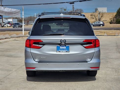 Certified 2024 Honda Odyssey Elite image 6
