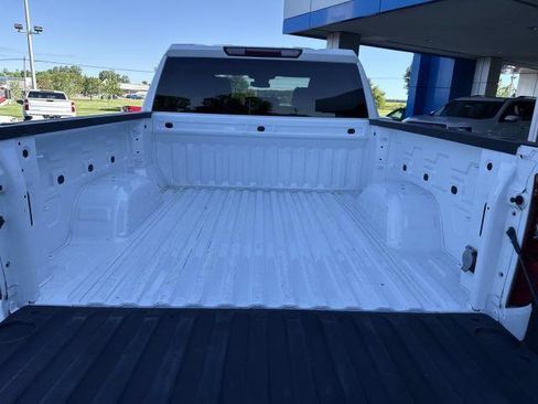 Used 2023 Chevrolet Silverado 1500 LT AWD/4WD image 30