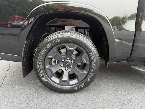 Used 2025 RAM 1500 Big Horn AWD/4WD image 10