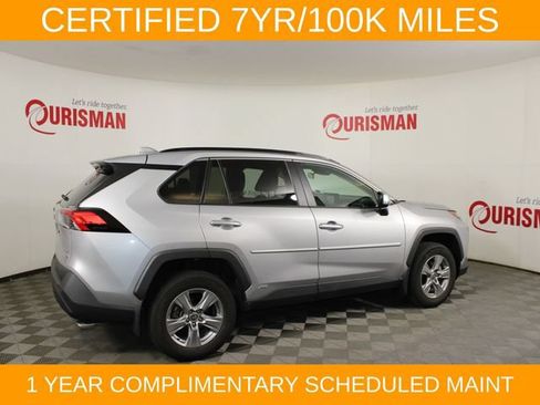 Used 2022 Toyota RAV4 XLE AWD/4WD image 7