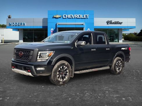 Used 2023 Nissan Titan PRO-4X w/ Pro-4x Convenience Package AWD/4WD image 1