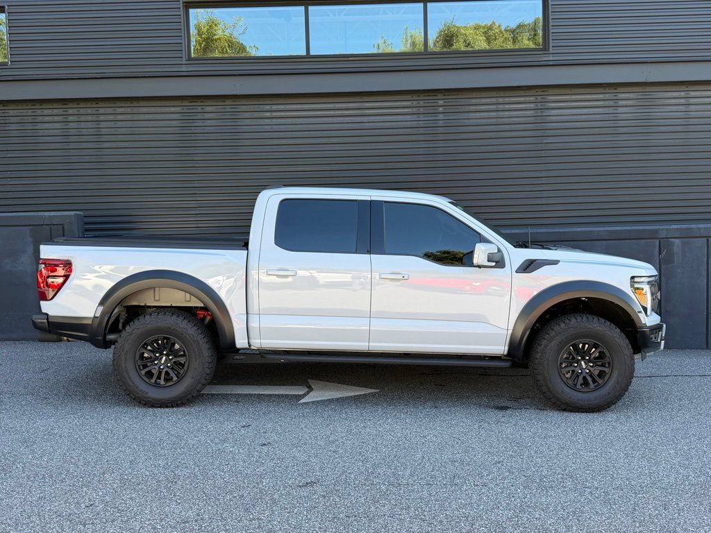 Used 2025 Ford F150 Raptor AWD/4WD image 11