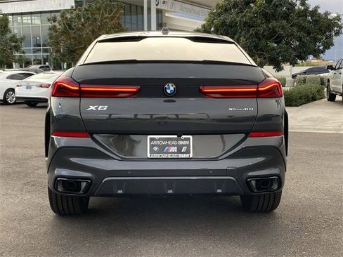 New 2026 BMW X6 xDrive40i w/ Climate Comfort Package image 7