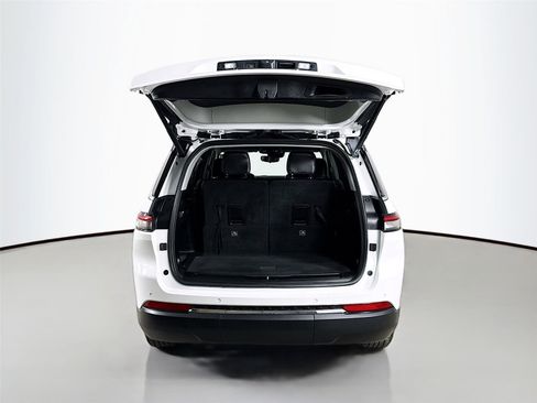 Used 2022 Jeep Grand Cherokee L Limited image 25