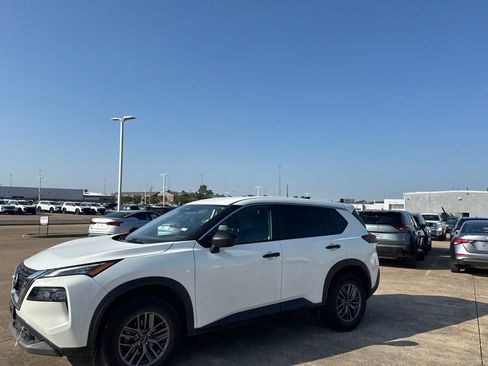 Certified 2023 Nissan Rogue S AWD/4WD image 10