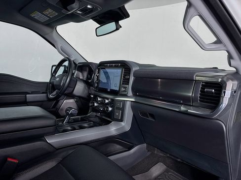 Used 2023 Ford F150 Lariat w/ Trailer Tow Package image 31