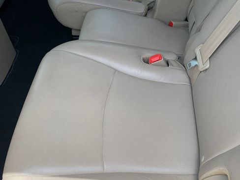 Used 2011 Toyota Highlander Limited FWD image 22