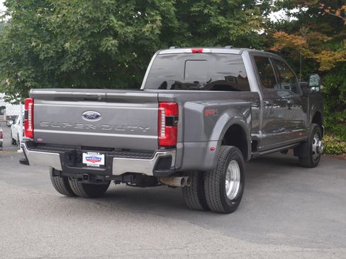 Certified 2024 Ford F350 Lariat w/ Lariat Ultimate Package AWD/4WD image 31