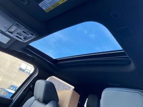 Used 2026 Toyota Tacoma TRD Off-Road w/ TRD Off Road Premium Package image 17