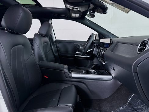 New 2026 Mercedes-Benz GLA 250 image 6