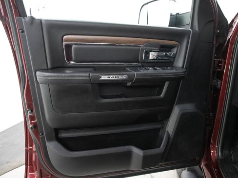 Used 2018 RAM 2500 Laramie AWD/4WD image 21