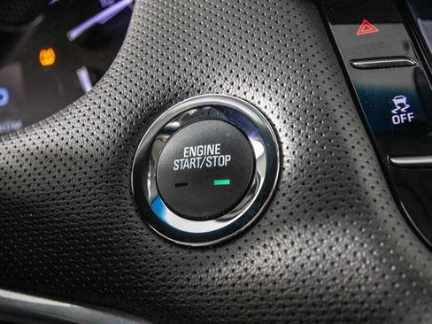 Used 2017 Cadillac XTS Luxury image 25