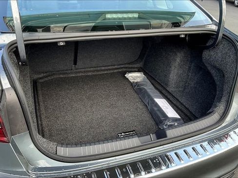 New 2025 Volkswagen Jetta SEL FWD image 24