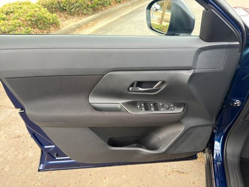 New 2026 Nissan Kicks S image 16