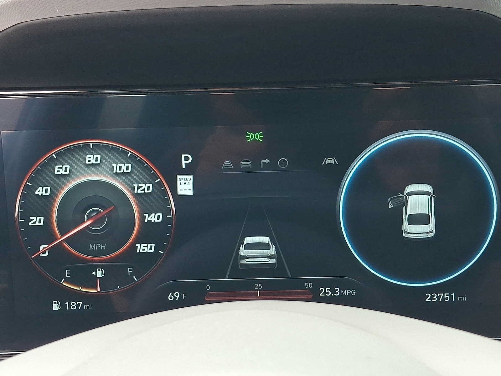 Used 2024 Hyundai Elantra SEL FWD image 21
