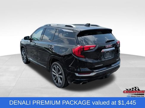 Used 2020 GMC Terrain Denali w/ Denali Premium Package AWD/4WD image 3