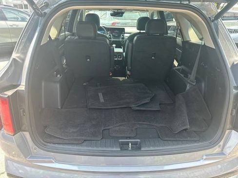 Used 2023 Kia Sorento SX AWD/4WD image 8