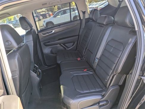 Certified 2024 Volkswagen Atlas SEL image 15