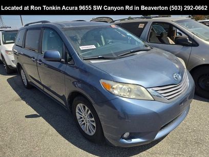 Used 2017 Toyota Sienna XLE