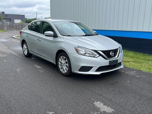 Used 2019 Nissan Sentra SV FWD image 3