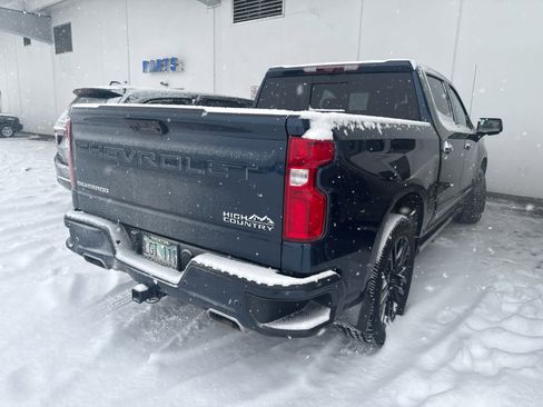 Used 2022 Chevrolet Silverado 1500 High Country w/ High Country Premium Package image 5