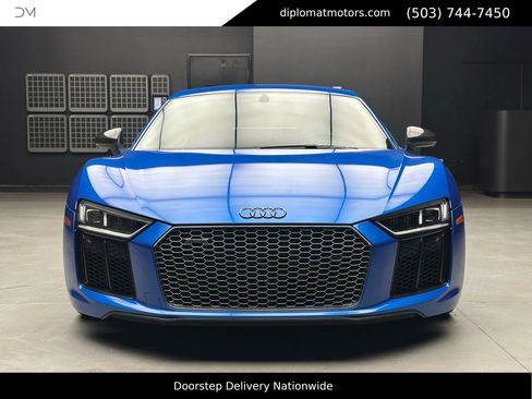Used 2017 Audi R8 V10 plus image 11
