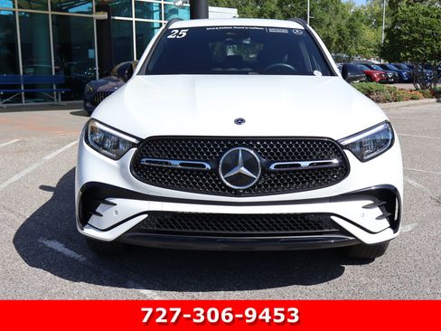 Used 2025 Mercedes-Benz GLC 300 4MATIC image 12