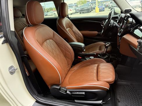 Used 2019 MINI Cooper S FWD image 17