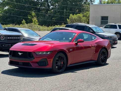 Used 2024 Ford Mustang GT Premium RWD image 2