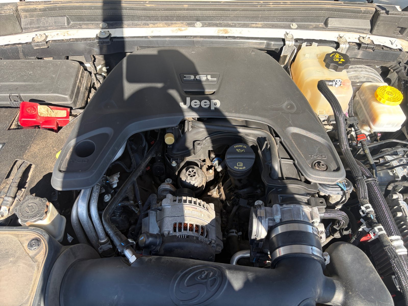 Used 2019 Jeep Wrangler Unlimited Sahara w/ Quick Order Package 24M Moab AWD/4WD image 32