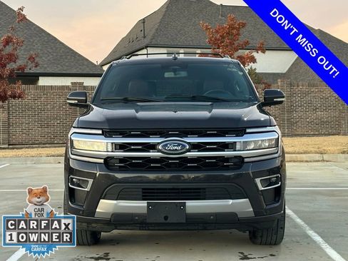Used 2024 Ford Expedition Limited image 2