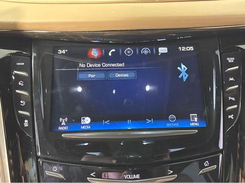 Used 2020 Cadillac Escalade Platinum image 6