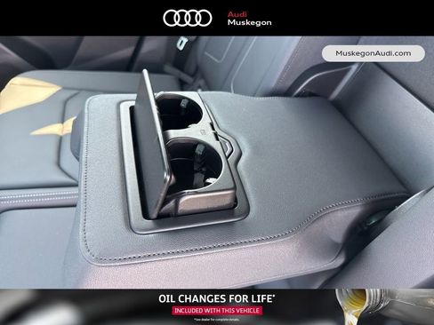 New 2025 Audi Q3 2.0T Premium image 25