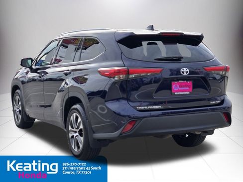 Used 2022 Toyota Highlander XLE image 8