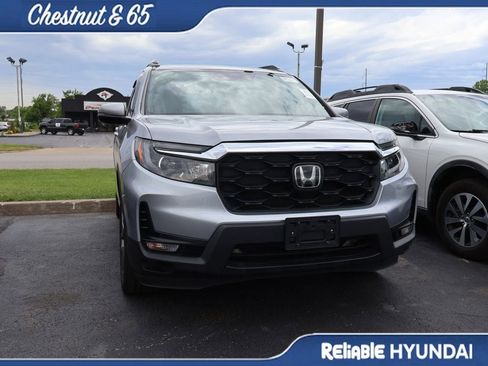 Used 2022 Honda Passport EX-L image 2