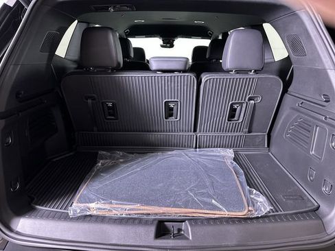 New 2026 GMC Acadia AT4 w/ LPO, Floor Liner Package AWD/4WD image 27