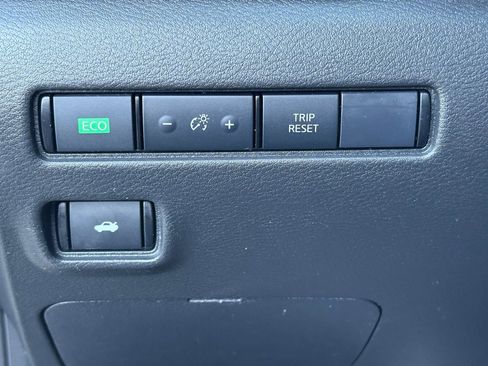 Certified 2024 Nissan Sentra S image 20