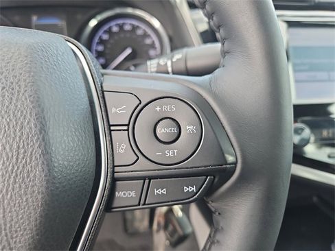 Used 2020 Toyota Camry SE image 22